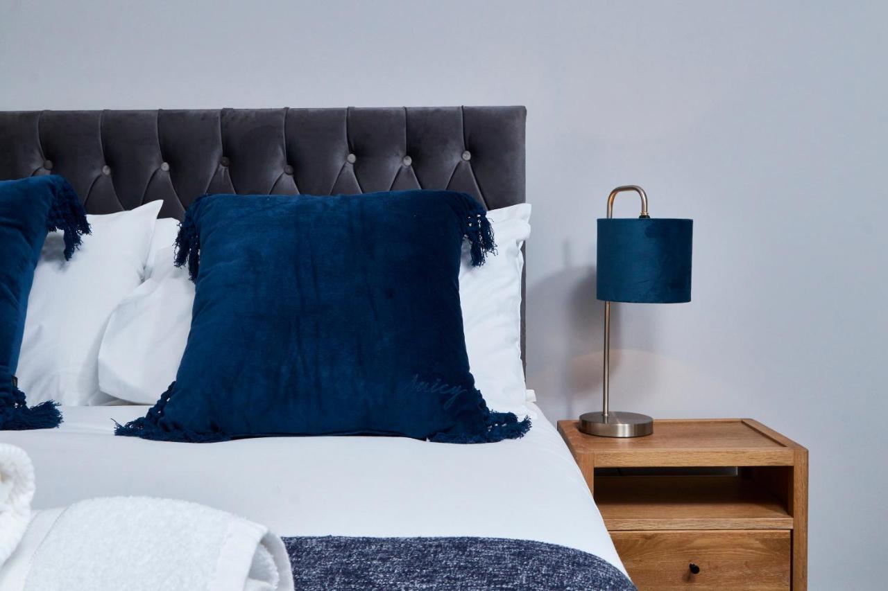 Delven House, Apartment 5 - Self Check-In, Self-Catering Serviced Apartment For East Midlands Airport Castle Donington Bagian luar foto